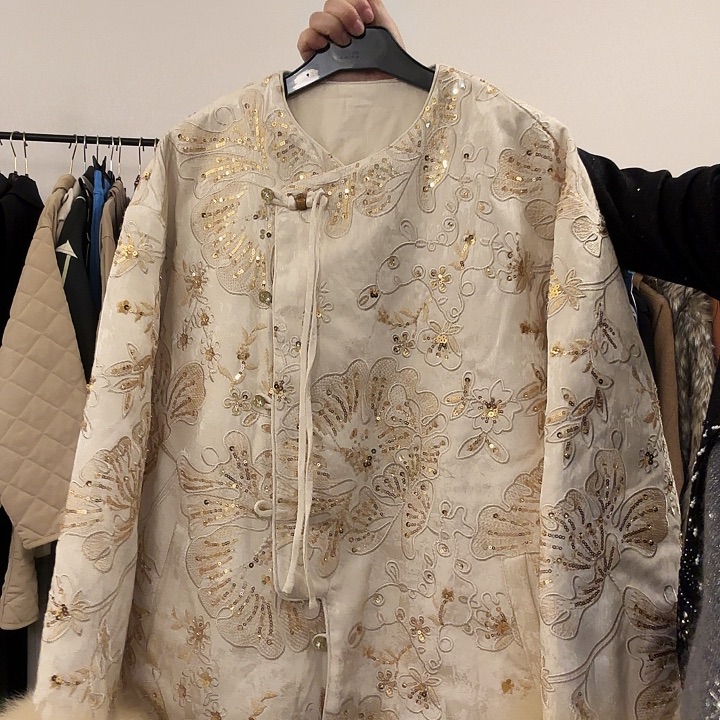 L 哈哈哈哈哈斑斑驳驳斑斑驳驳吧