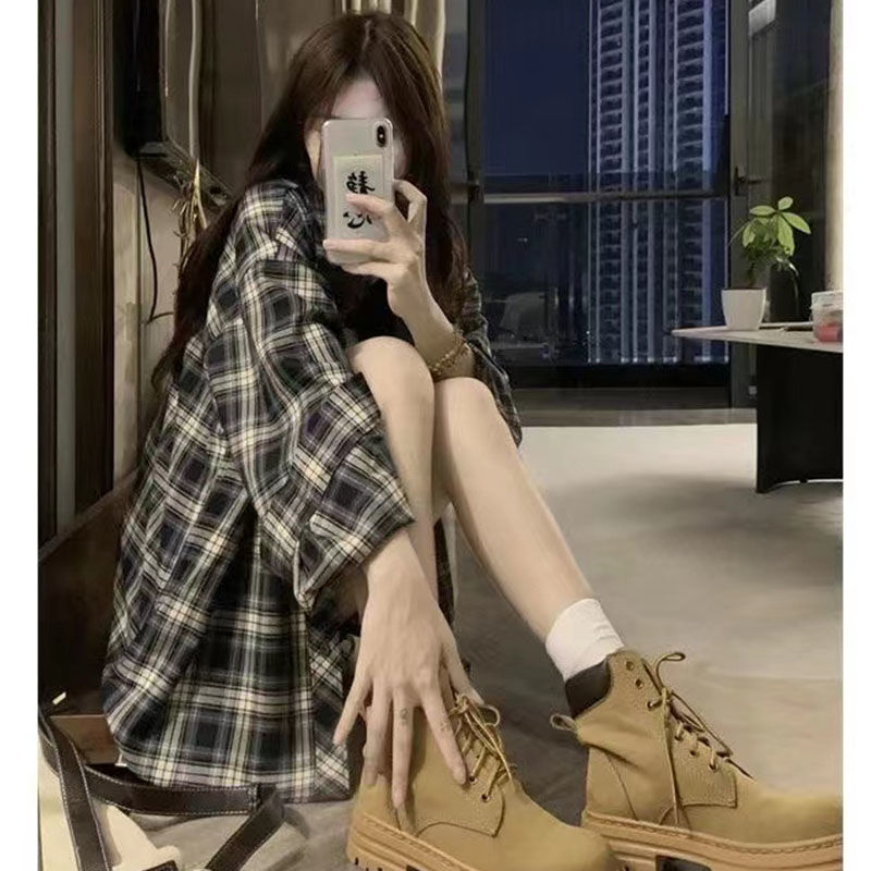 幂式秋季新款复古格纹衬衫女休闲外套长袖小众宽松衫衬衣港味女装