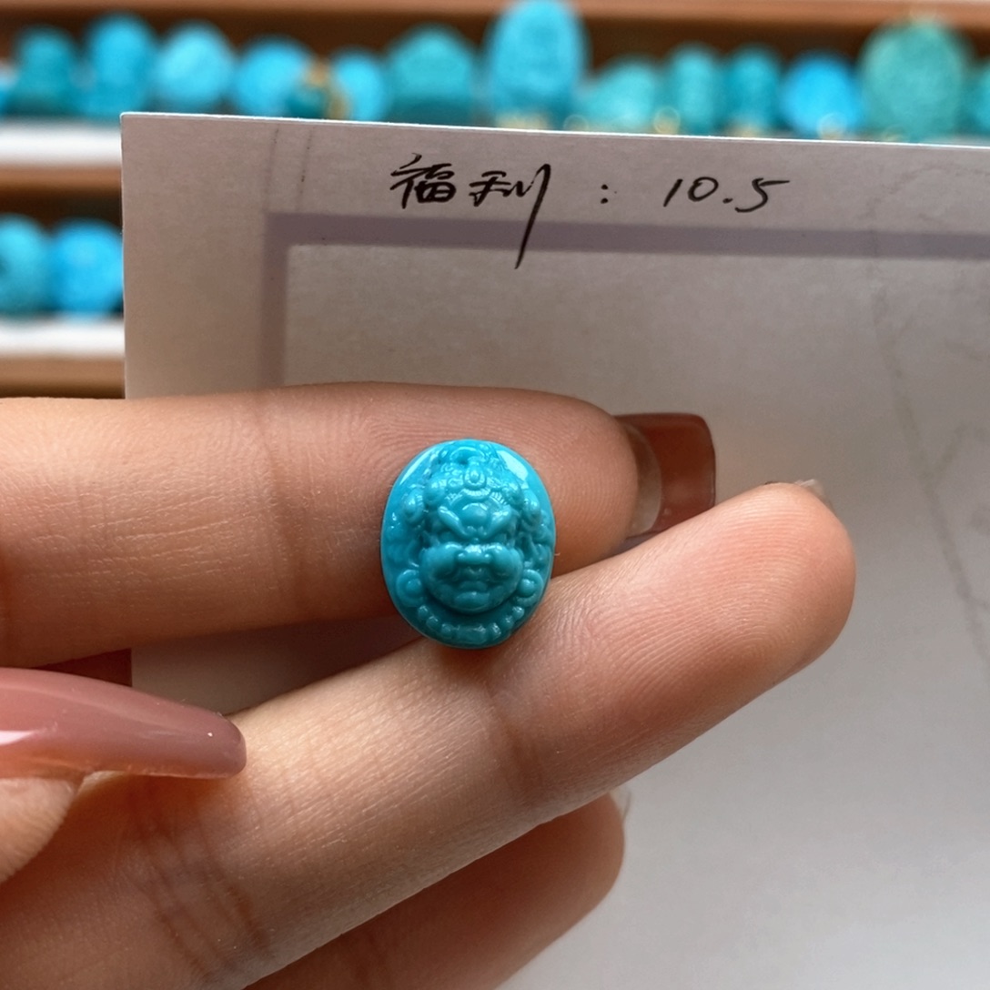 绿松石未镶嵌颈饰