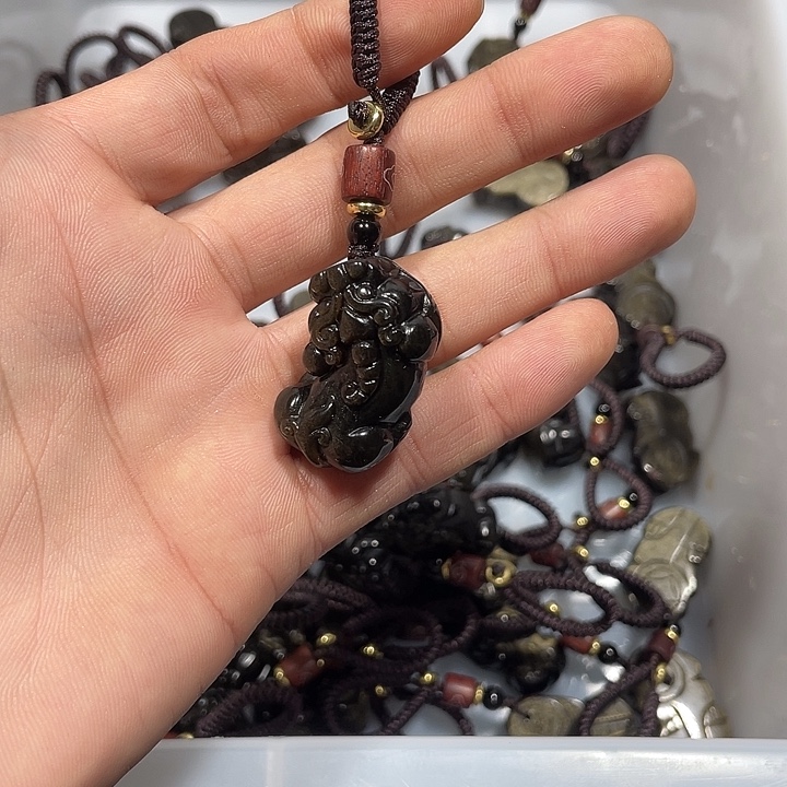 黑曜岩合金颈饰金曜石貔貅