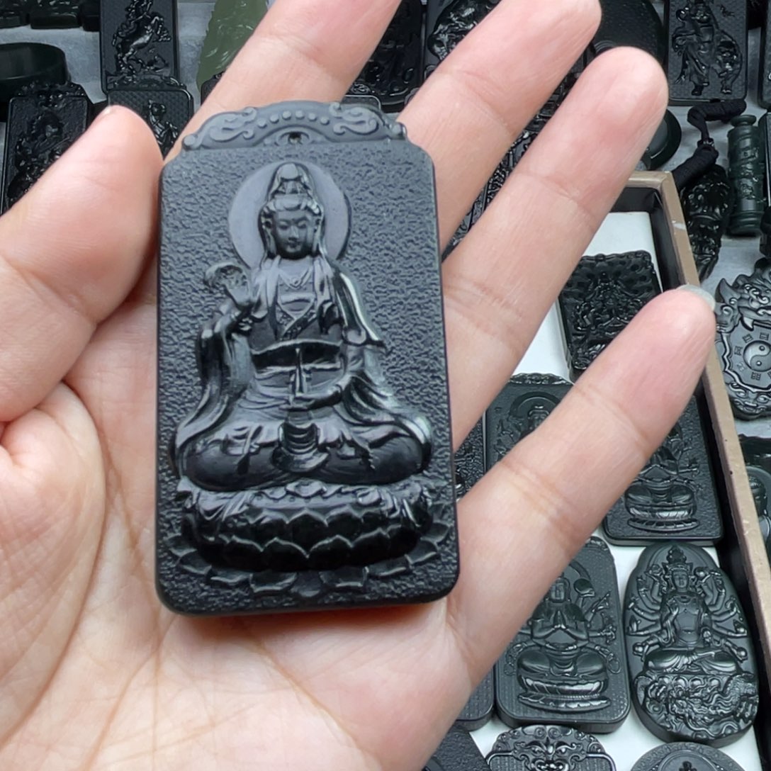 颈饰未镶嵌和田玉七**忆