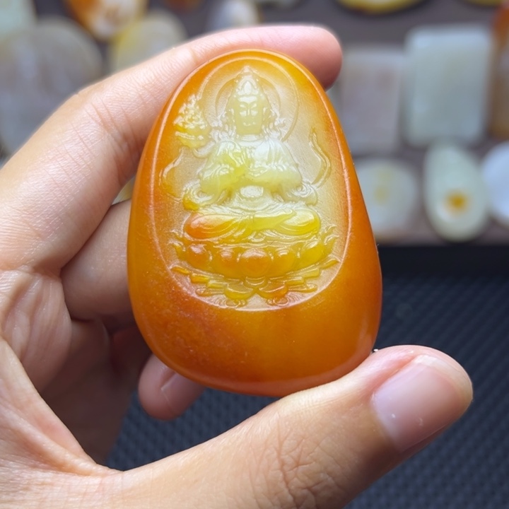 颈饰未镶嵌和田玉