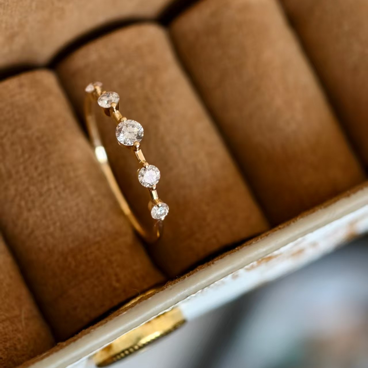 钻石满天星戒指 豹豹福珠宝 18k金钻石