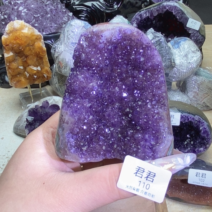紫晶大型摆件（非配饰）未镶嵌