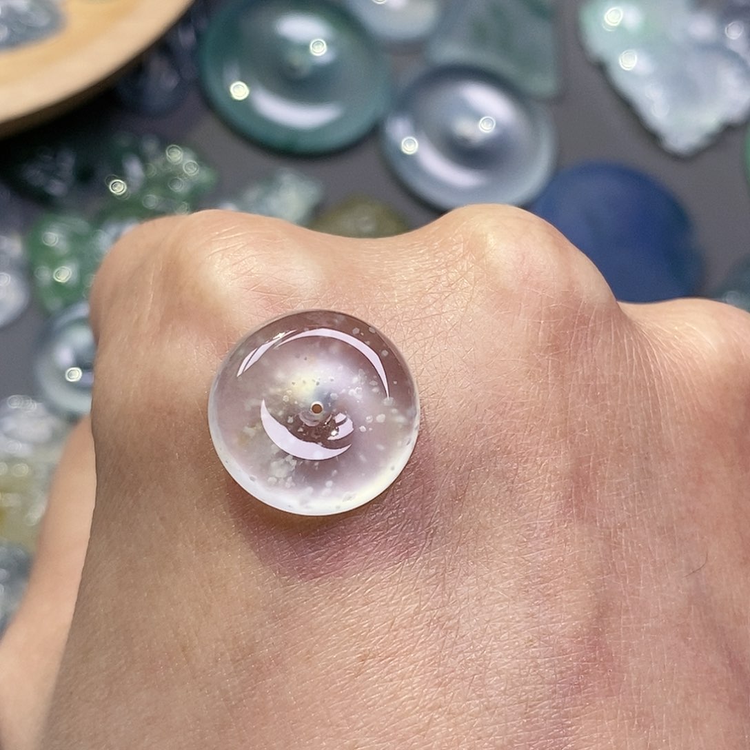 翡翠颈饰未镶嵌翡翠