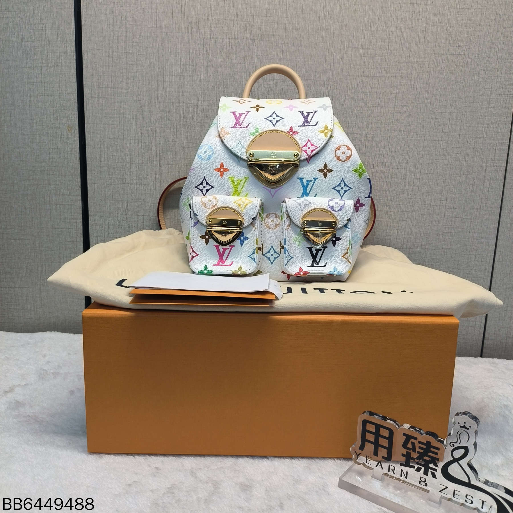99新 LV LV路易威登白三彩20周年联名双肩包/BB6449488