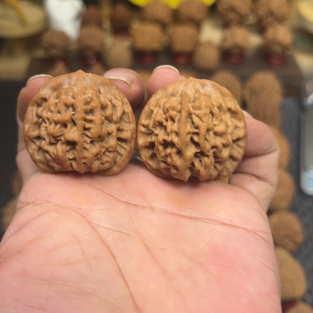 把件文玩核桃丹*全品39秦闷狮子头精对