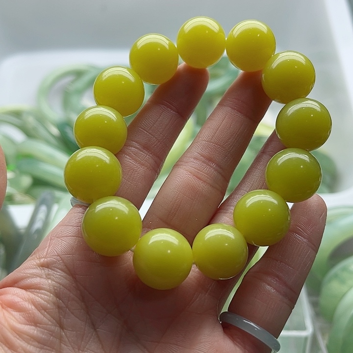 明***丹蛇纹石玉未镶嵌手镯