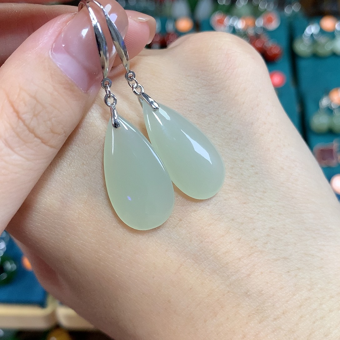 和田玉银S925镶嵌耳饰卡25左右