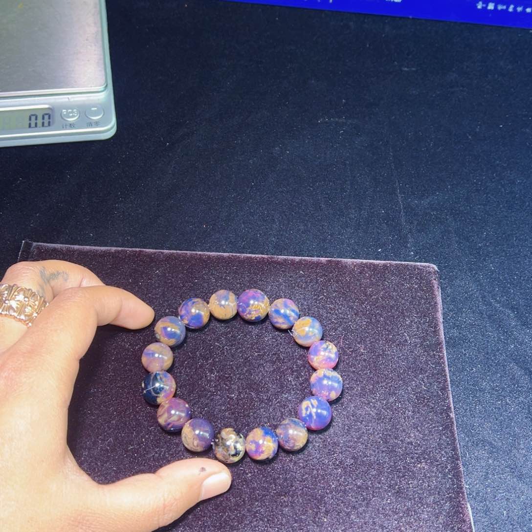 琥珀裸石未镶嵌琥珀