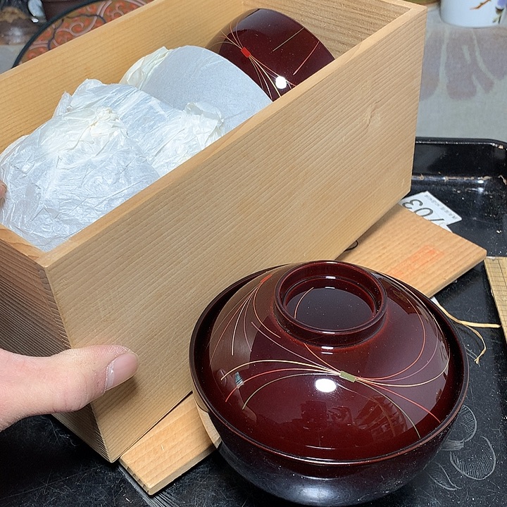 瓷片你就在你自己面前摆好一台