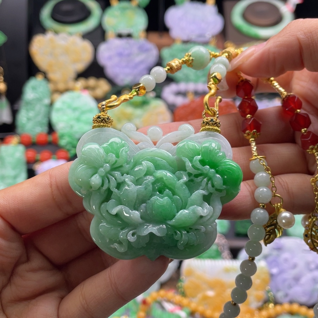 翡翠未镶嵌颈饰代编织