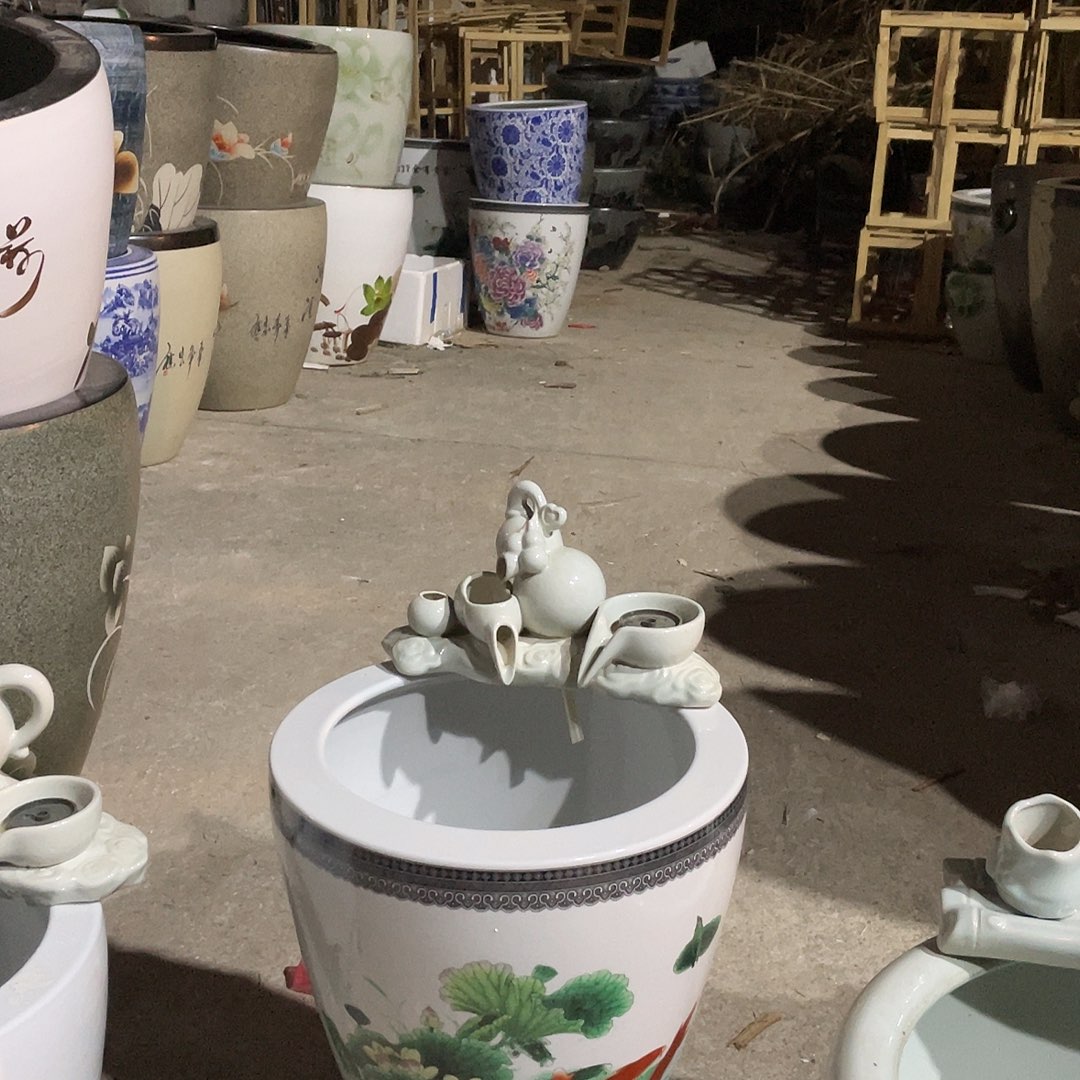 景德镇陶瓷鱼缸景德镇陶瓷鱼缸