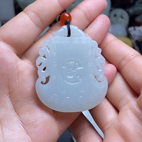 和田玉未镶嵌吊坠(不含链)