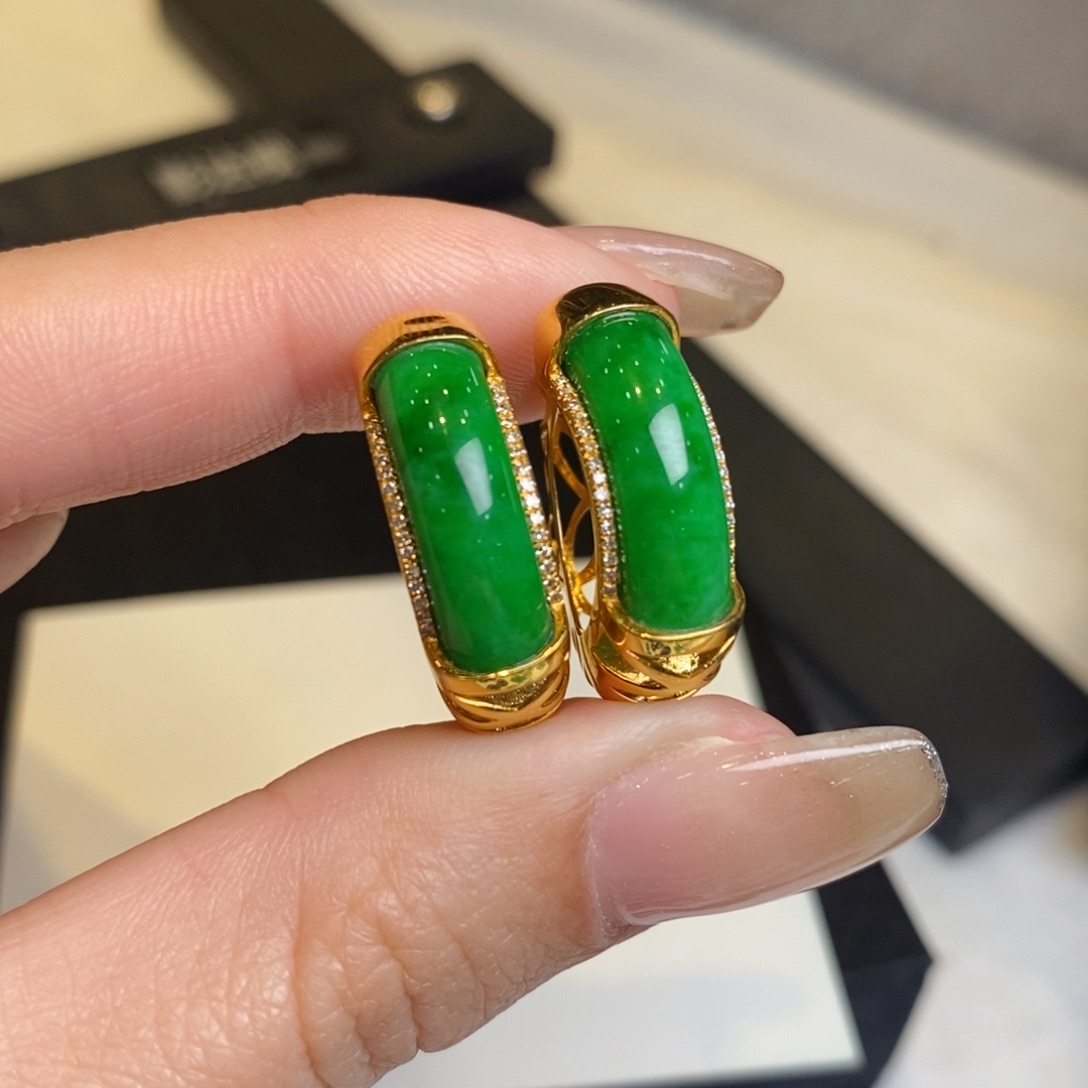 翡翠耳饰18K金镶嵌辣阳绿圈圈