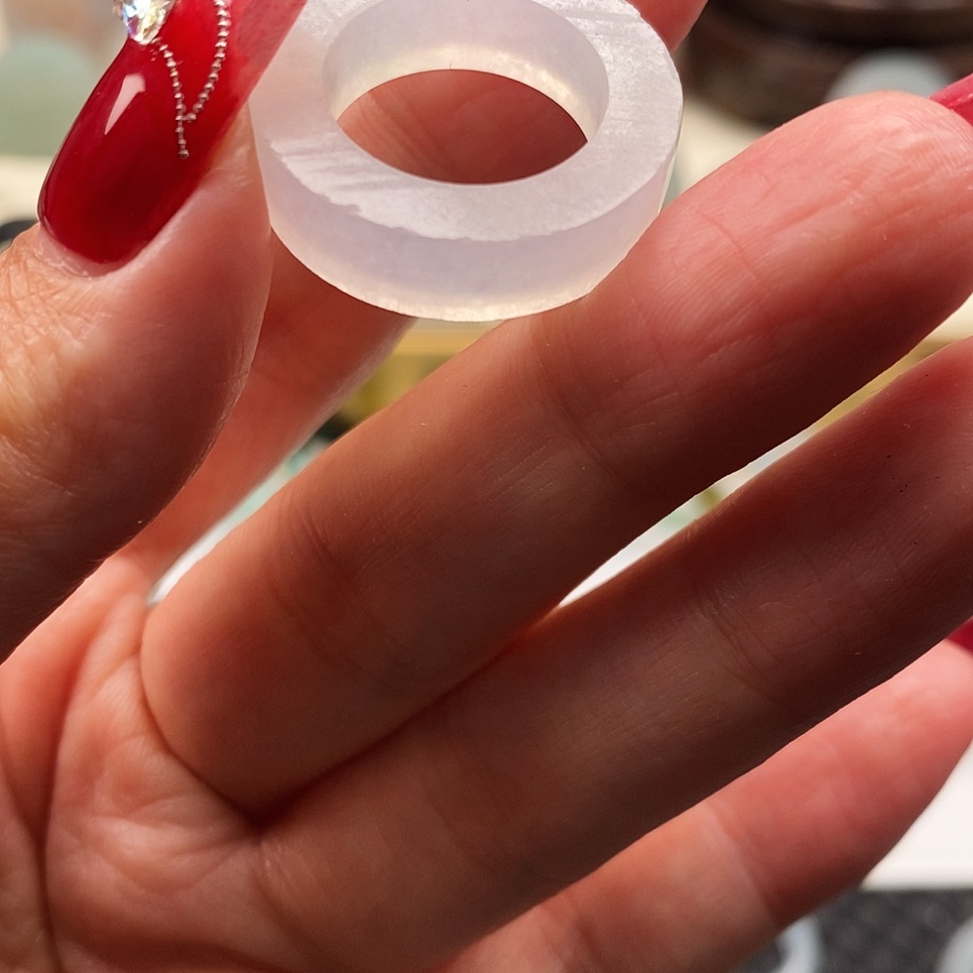 定制翡翠未镶嵌易*翡翠