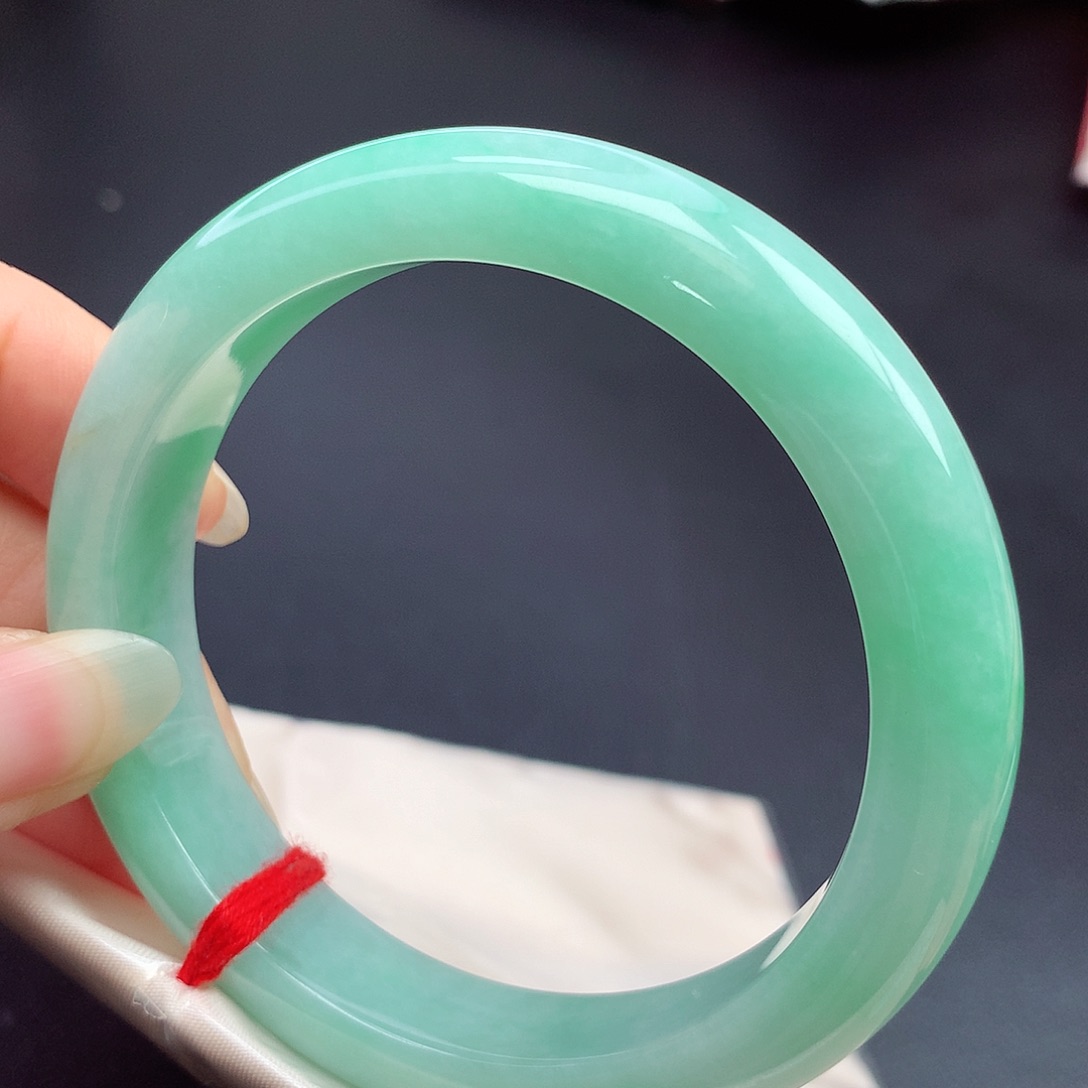 翡翠未镶嵌手镯59.5圈口