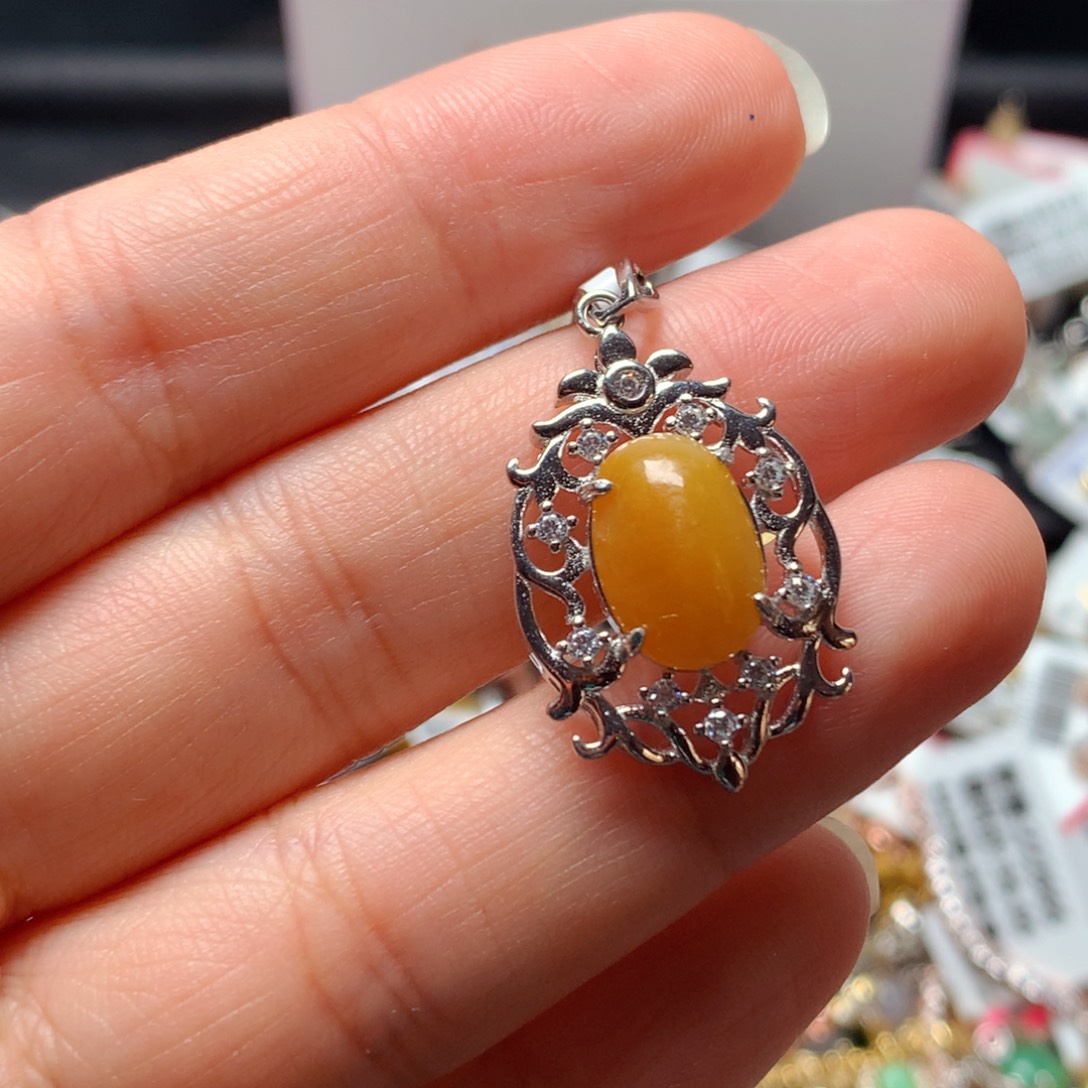 翡翠戒指银S925镶嵌天然翡翠吊坠