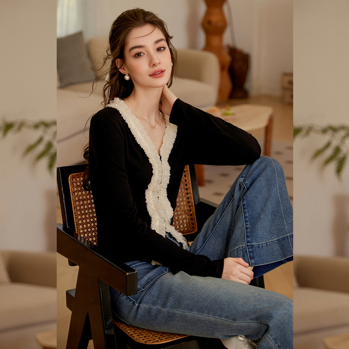 【黄蓉推荐】&白鹿语时尚微弹V领修身长袖针织衫上衣女BY20136