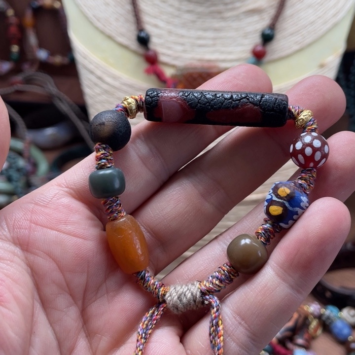 玛瑙/玉髓颈饰未镶嵌