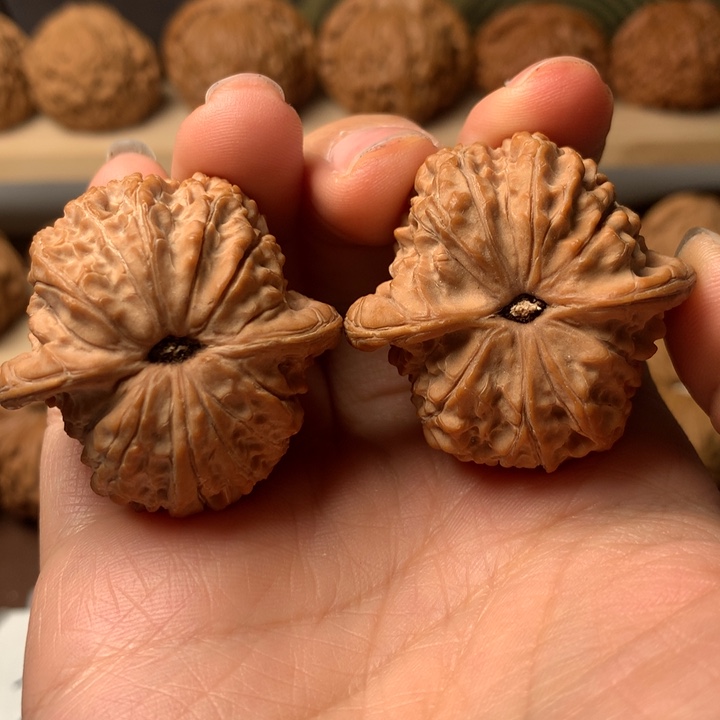 文玩核桃吊坠沉**金