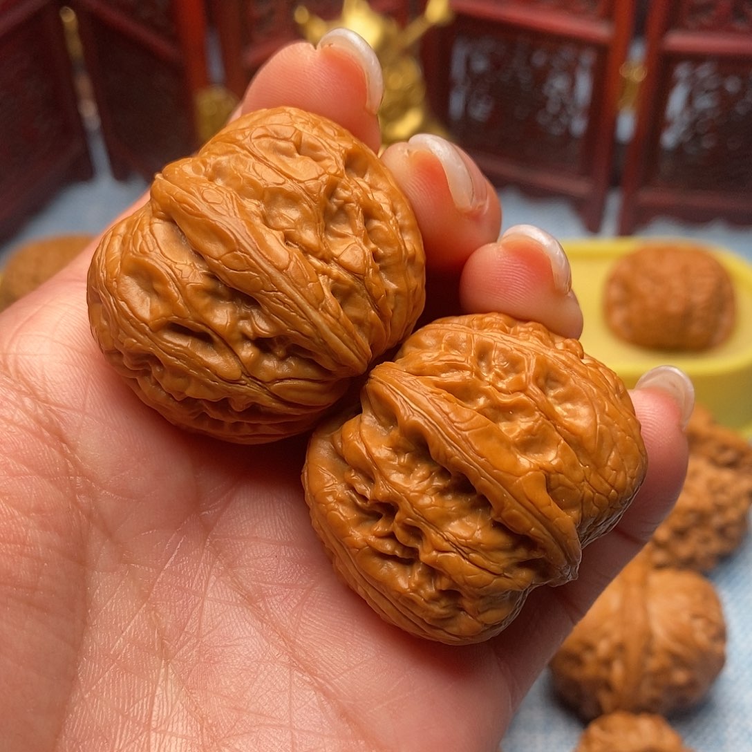 文玩核桃把件毕业平谷元宝39全品