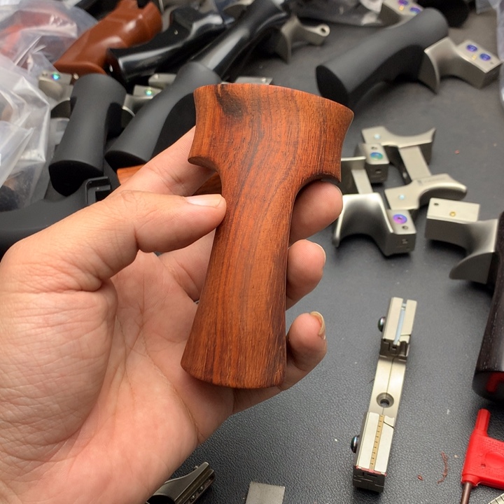 用***9无极四代木柄处理