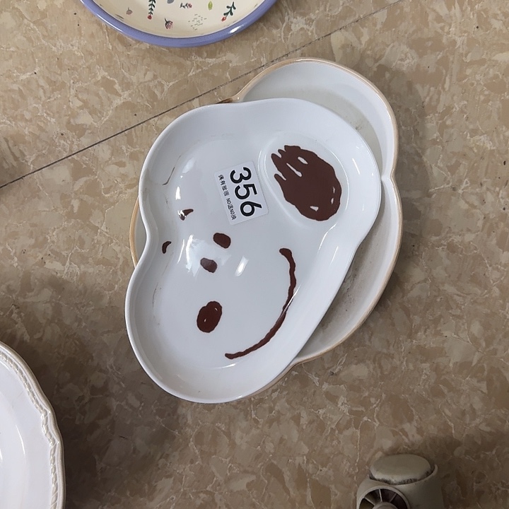 新骨瓷陶瓷碗356两个盘子