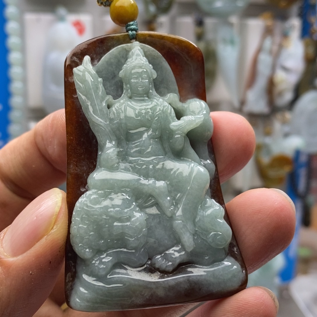 翡翠未镶嵌颈饰文殊