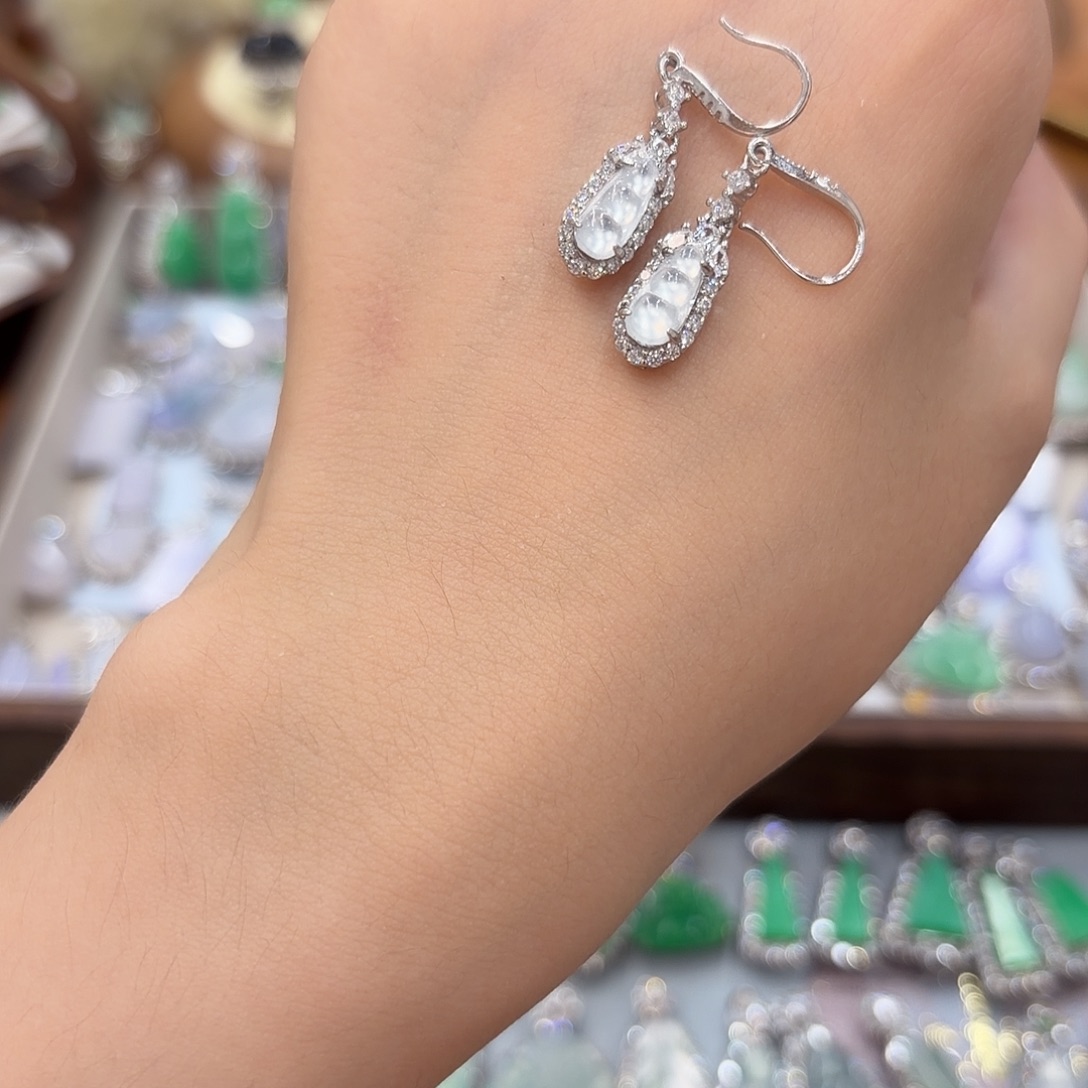 锦***粽翡翠银S925镶嵌耳坠