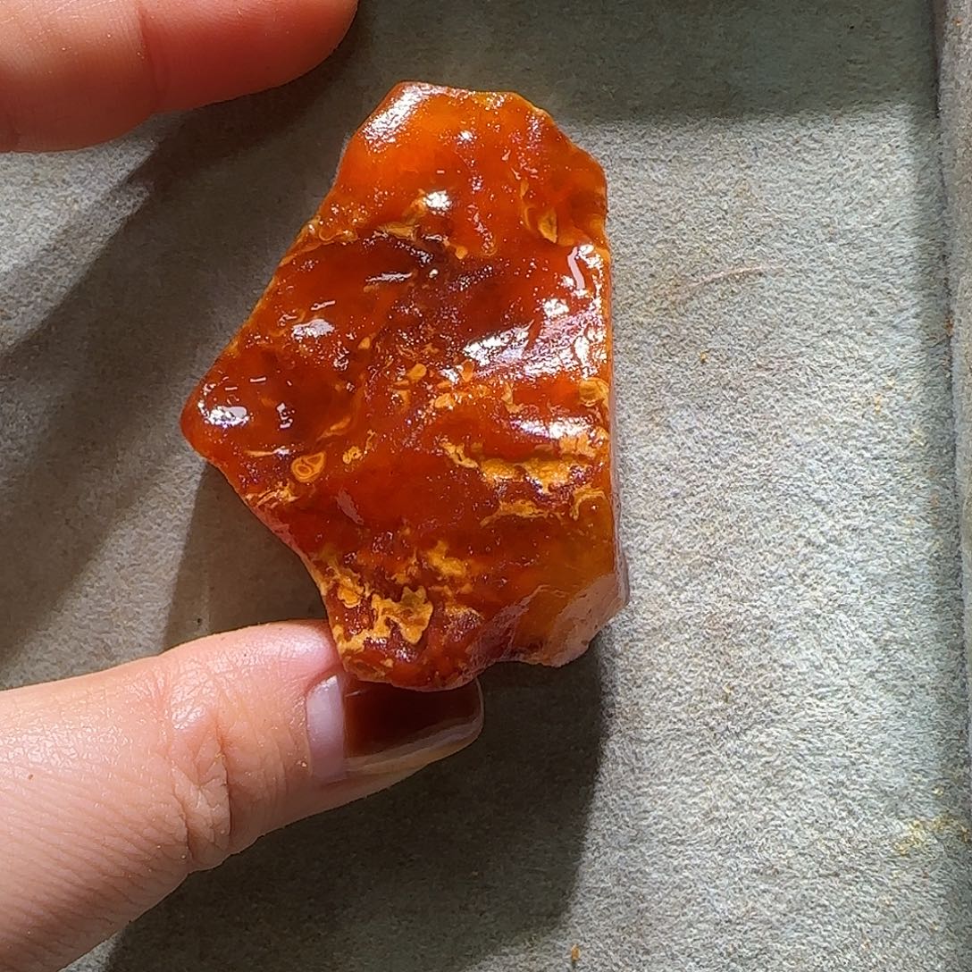 定制琥珀未镶嵌定制
