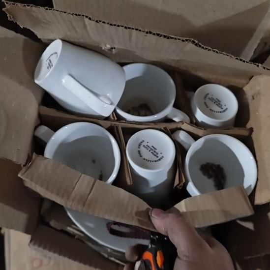 茶盏陶瓷盘子碗啥都有