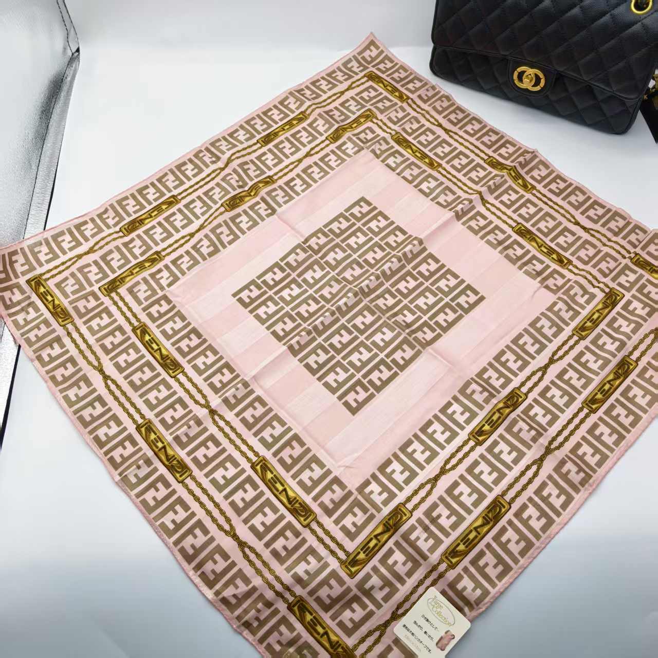 99新 FENDI/芬迪 海囤/芬迪/丝巾/xh94066