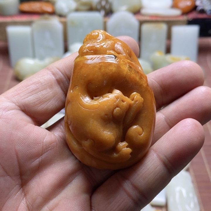 和田玉颈饰未镶嵌