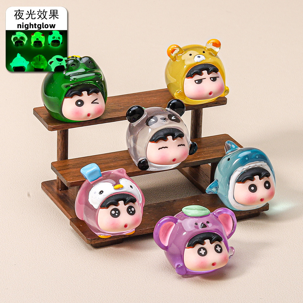 透色夜光小新创意汽车内饰工位美化摆设摆件