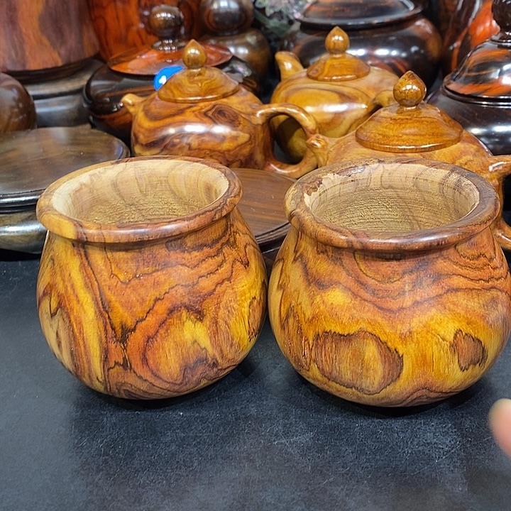 伟***业黄花梨两个漂亮漂亮