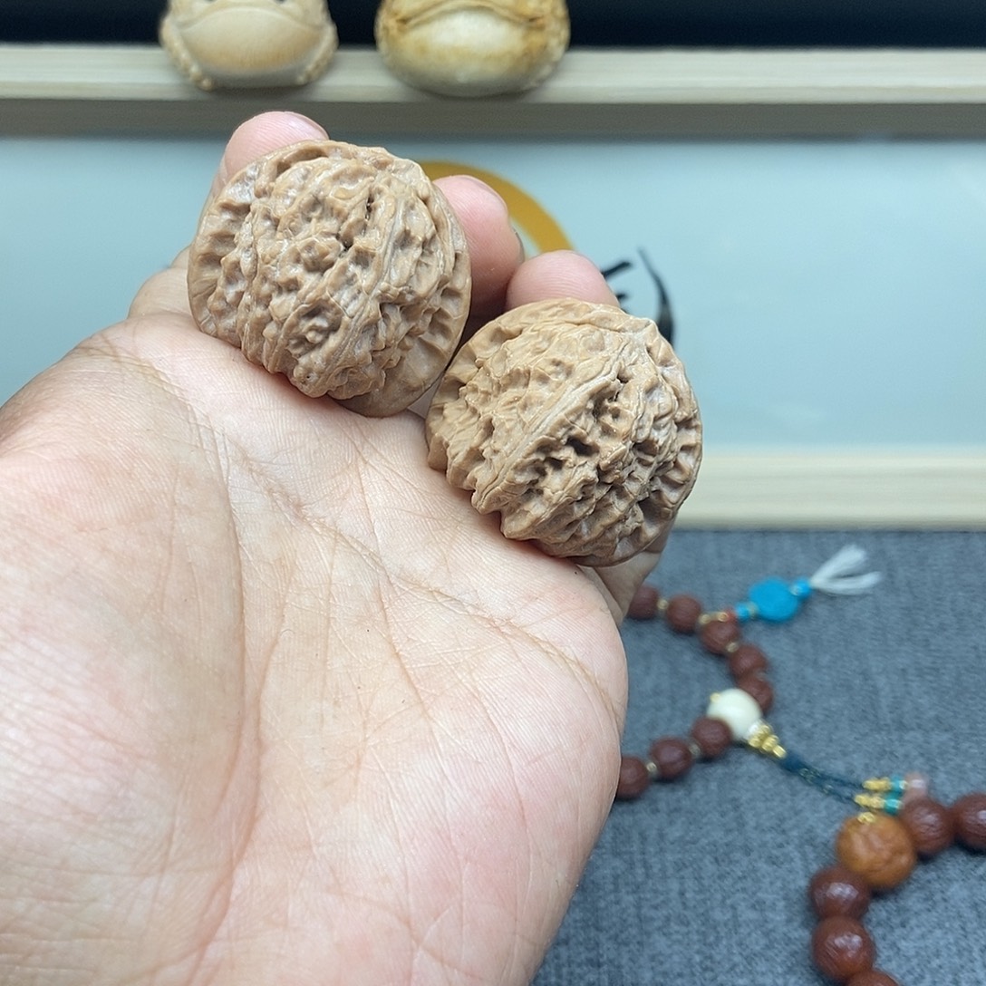 吊坠文玩核桃36白狮子