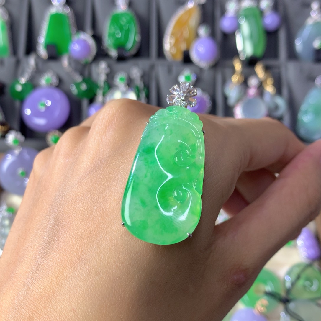 翡翠18K金镶嵌吊坠(不含链)