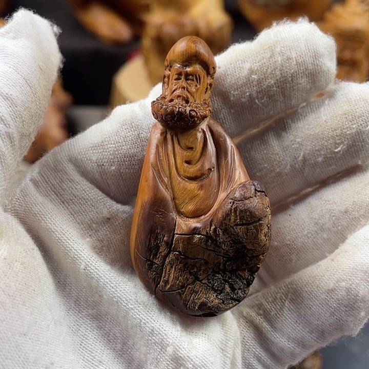 柏木（崖柏）达摩手把件