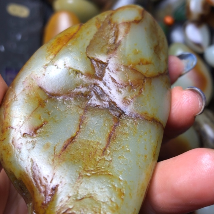 和田玉未镶嵌珠宝奇石