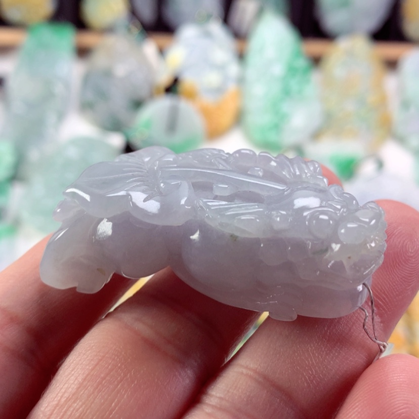 【闪购商品】翡翠吊坠(不含链)未镶嵌