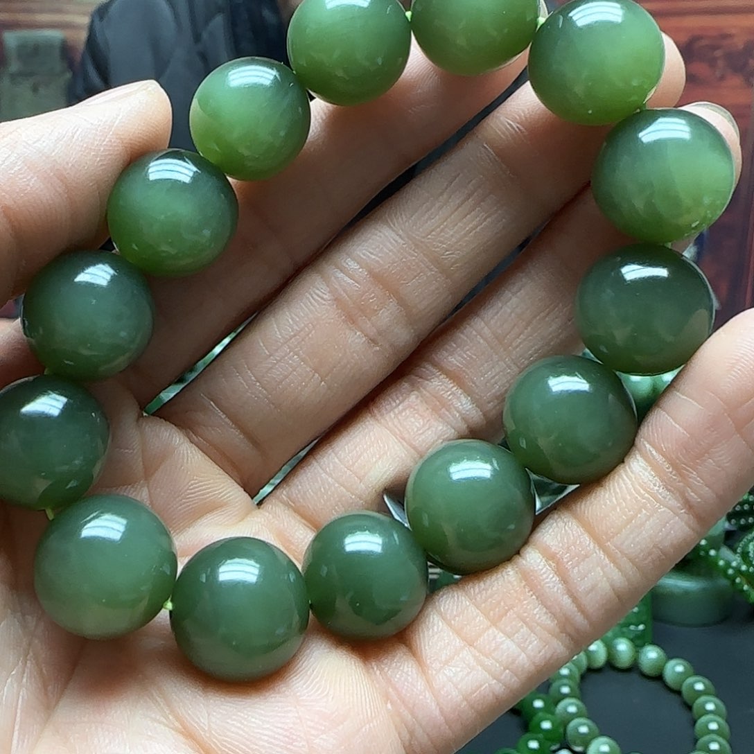 和田玉手串未镶嵌