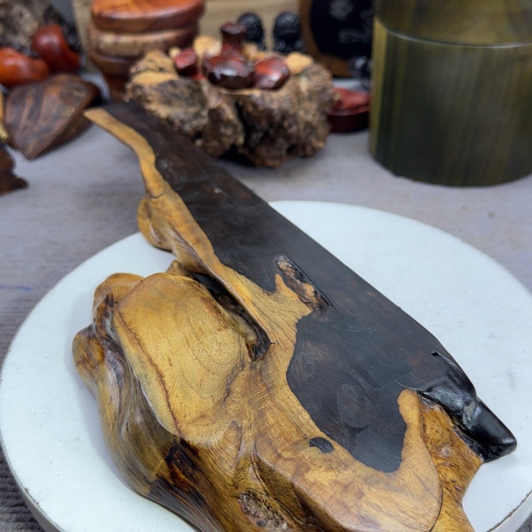 大果紫檀（缅甸花梨）凤*