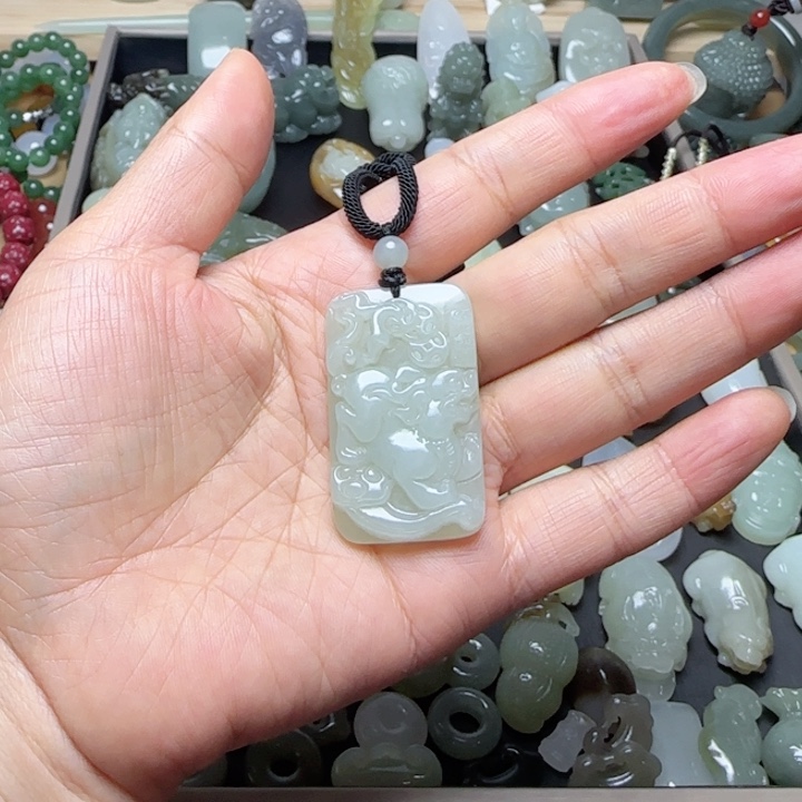 和田玉挂件未镶嵌