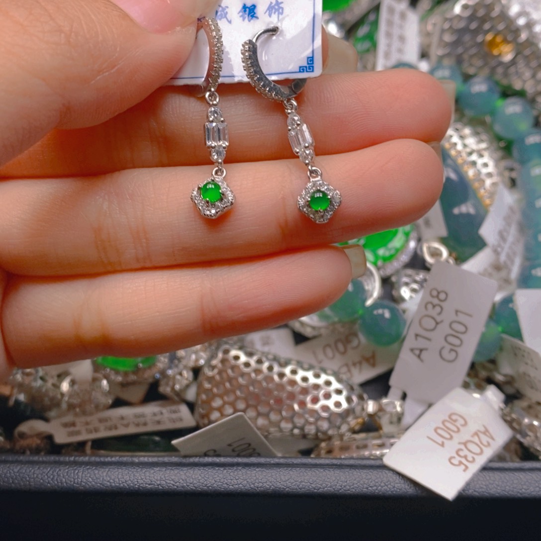 翡翠耳饰银S925镶嵌88888888888