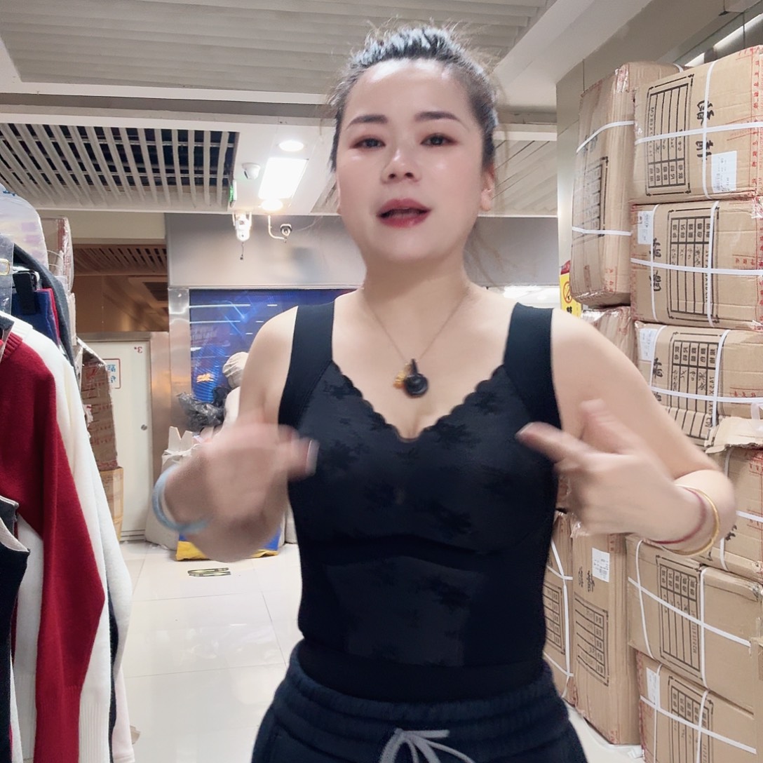 黑色塑形背心XL码福利