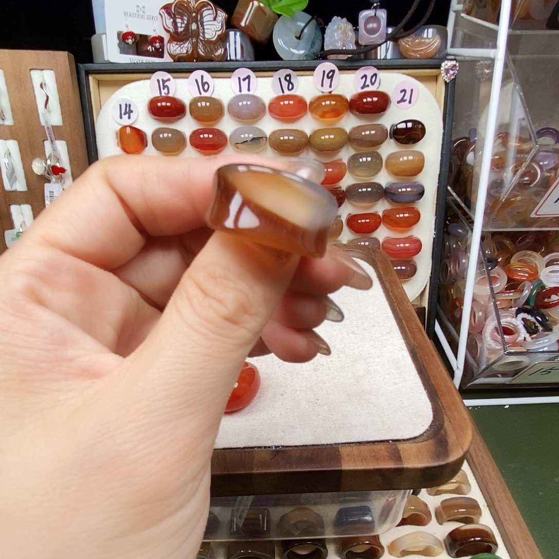 薪***足玛瑙/玉髓合金戒指