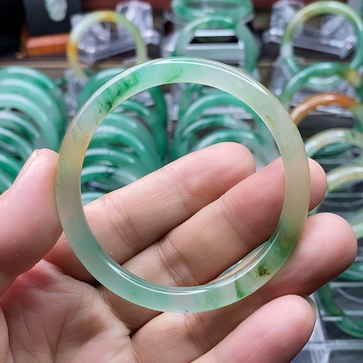 石英质玉手镯未镶嵌懒**愛
