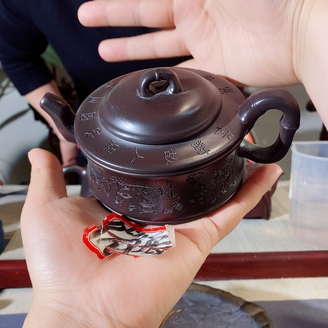 紫砂茶壶宜兴紫砂壶的人