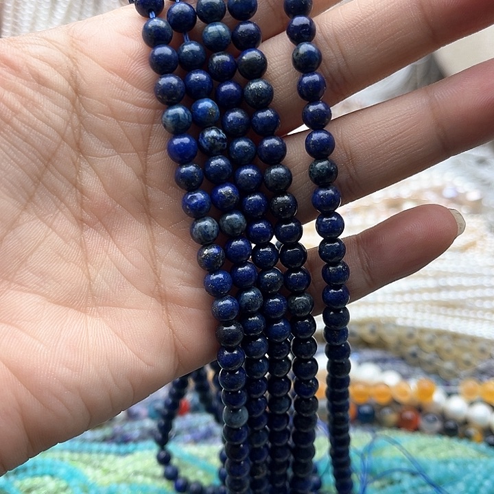 未镶嵌玛瑙/玉髓珠宝半成品一条6mm左右青金